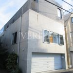 【賃貸マンション】2015年築！最上階の角部屋で陽当たり・風通し良好です。